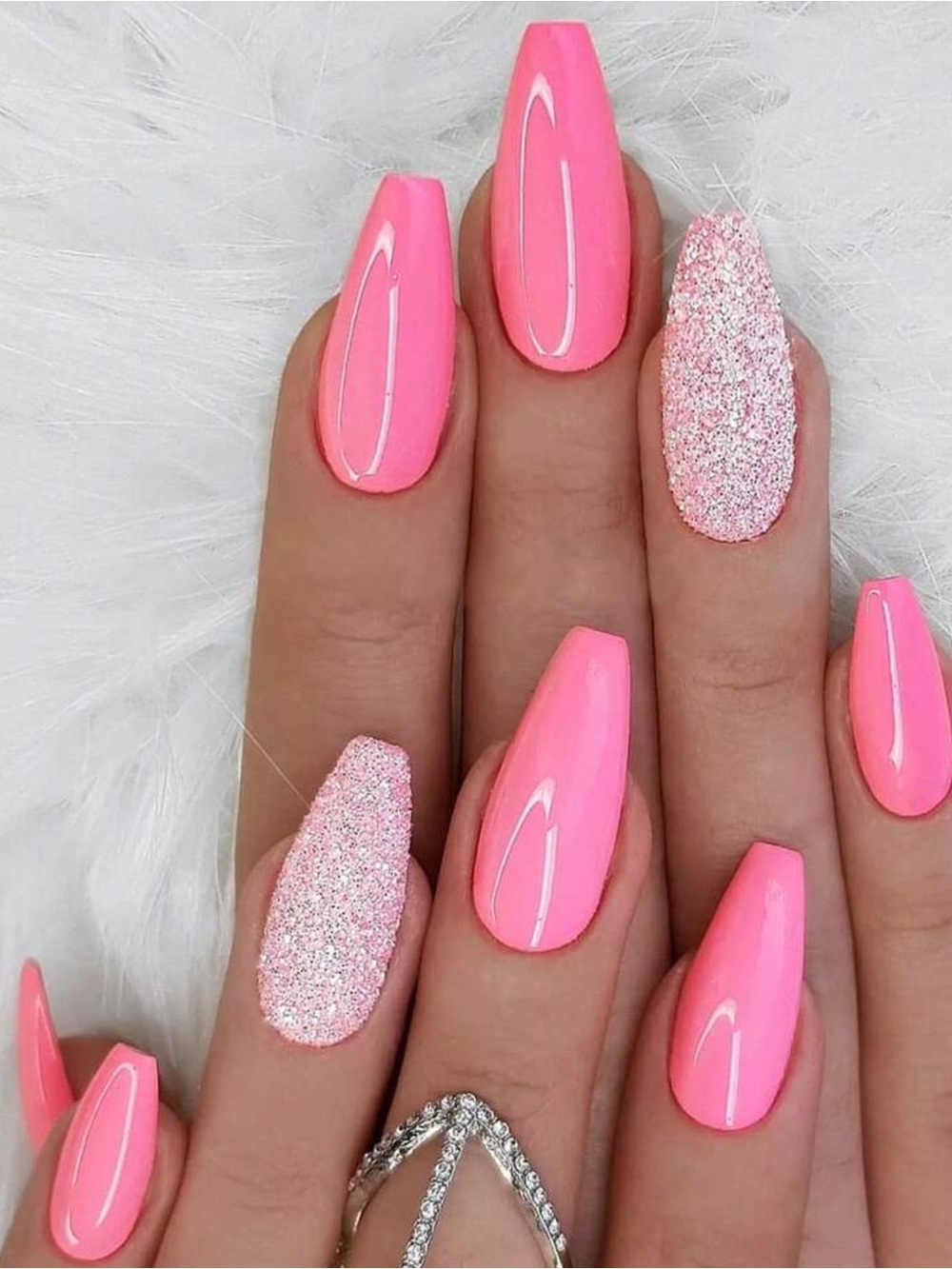 24pc Press On Nail Set from the Nail Bar 💅
